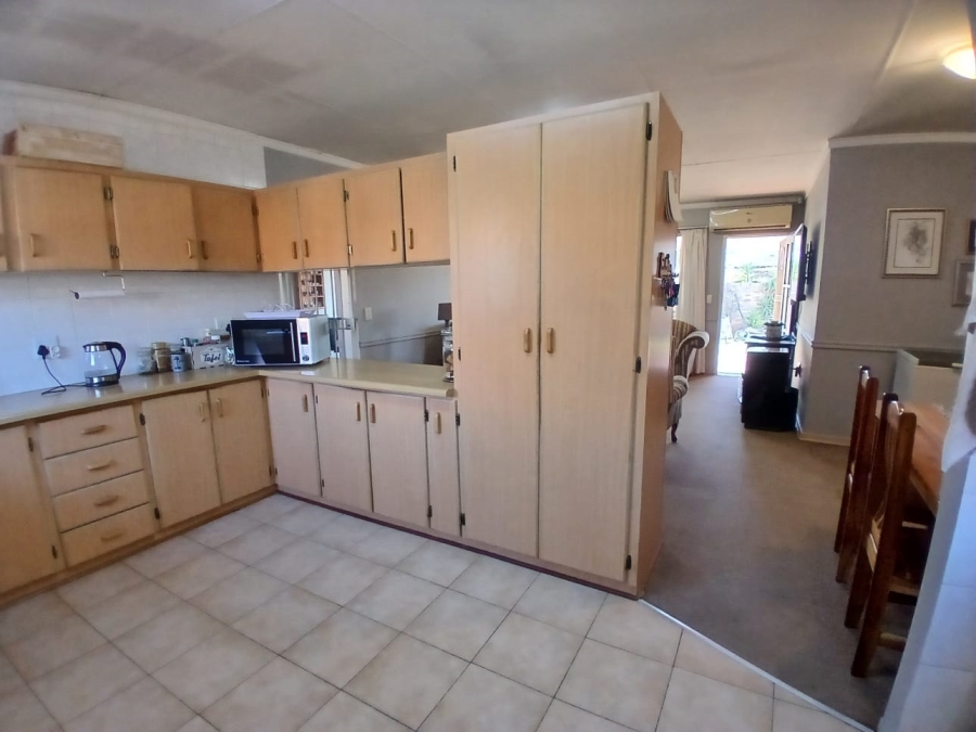 3 Bedroom Property for Sale in Uitsig Free State